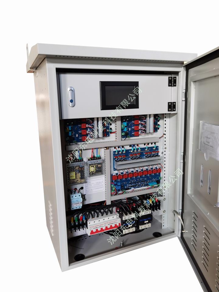 Low-voltage automatic regulator