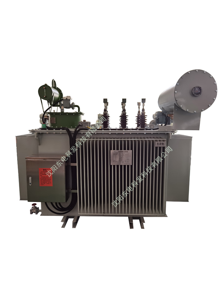 Medium-voltage three-phase regulator